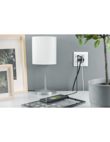 Enchufe de seguridad para el montaje empotrado con 1 USB Type C™, 1 USB A