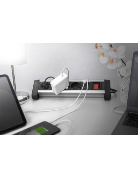 Regleta de alimentación de oficina de 4 tomas con 2 puertos USB