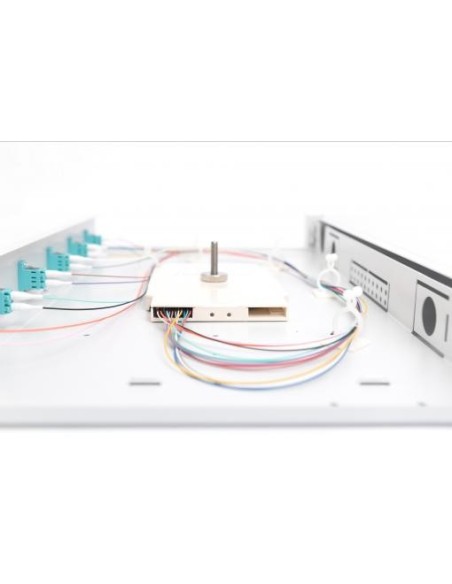 Caja empalmes F.O. 6 X LC, OM3,montada