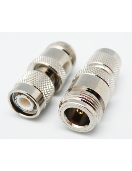 Adaptador TNC macho - N hembra