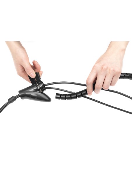 Cubre cable 5Mts negro 3cm diámetro