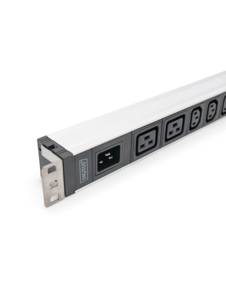 Regleta de enchufes con perfil de aluminio, 9 enchufes, entrada IEC C20