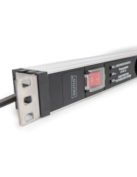 Regleta de 5 enchufes con conmutador, protección contra sobrecarga y filtro de red integrado de 2 m