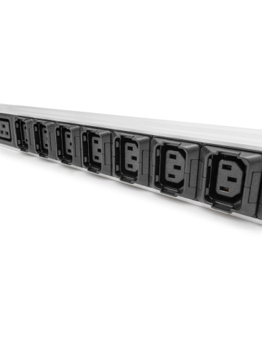 PDU IT básica, trifásica 16 A, 24 x C13, 3 x C19, cable de alimentación de 3 m, clavija IEC 60309 16 A