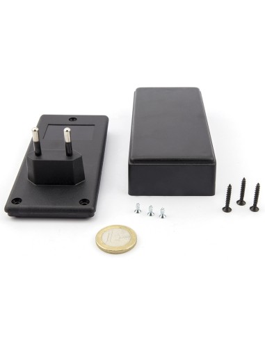 CAJA PLASTICO NEGRO 120X56X31mm CON ENCHUFE