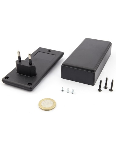 CAJA PLASTICO NEGRO 120X56X31mm CON ENCHUFE