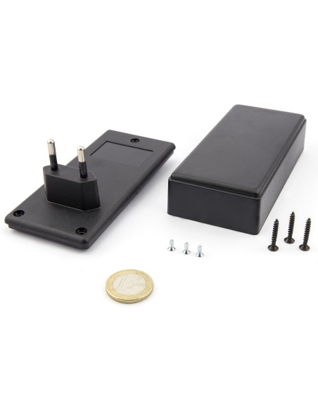 CAJA PLASTICO NEGRO 120X56X31mm CON ENCHUFE