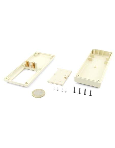 CAJA PLASTICO ABS MARFIL 128x51x24mm CON PORTAPILAS