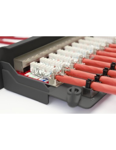 Patch Panel CAT 6A, blindado, 1U, 24 puertos, 8P8C, negro RAL 9005, 483 mm (19") / 482,6 x 44 x 109 mm