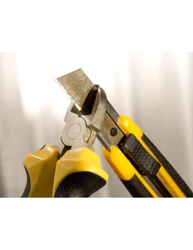 Alicate de corte en diagonal 165MM