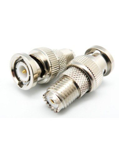 ADAPTADOR BNC MACHO A MINI-UHF HEMBRA