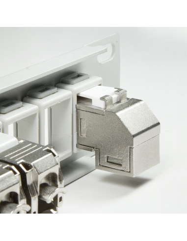 Adaptador Modular CAT6A Keystone Codo 90º