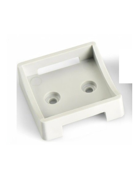 SOPORTE DE PLÁSTICO PARA MONTAJE EN POSTE